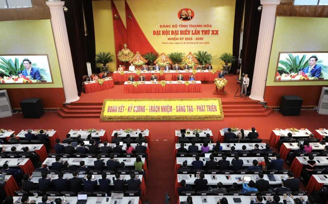 Giải pháp phát triển Trường Đại học Hồng Đức thành trung tâm đào tạo, nghiên cứu khoa học và chuyển giao tri thức chất lượng cao của tỉnh và khu vực Miền Trung